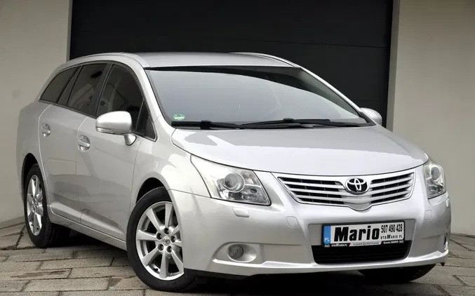 toyota kartuzy Toyota Avensis cena 31900 przebieg: 195000, rok produkcji 2009 z Kartuzy